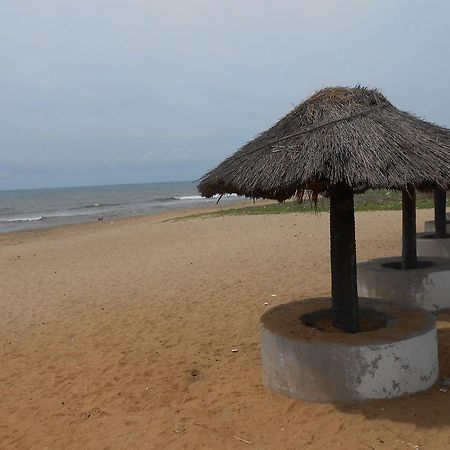 Jade Beach Resort Tirupporur Extérieur photo