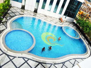 Jade Beach Resort Tirupporur Extérieur photo