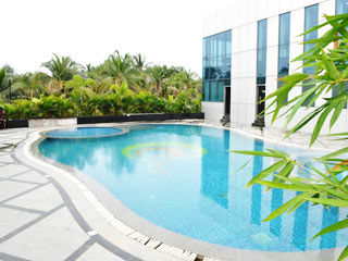 Jade Beach Resort Tirupporur Extérieur photo