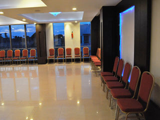 Jade Beach Resort Tirupporur Extérieur photo