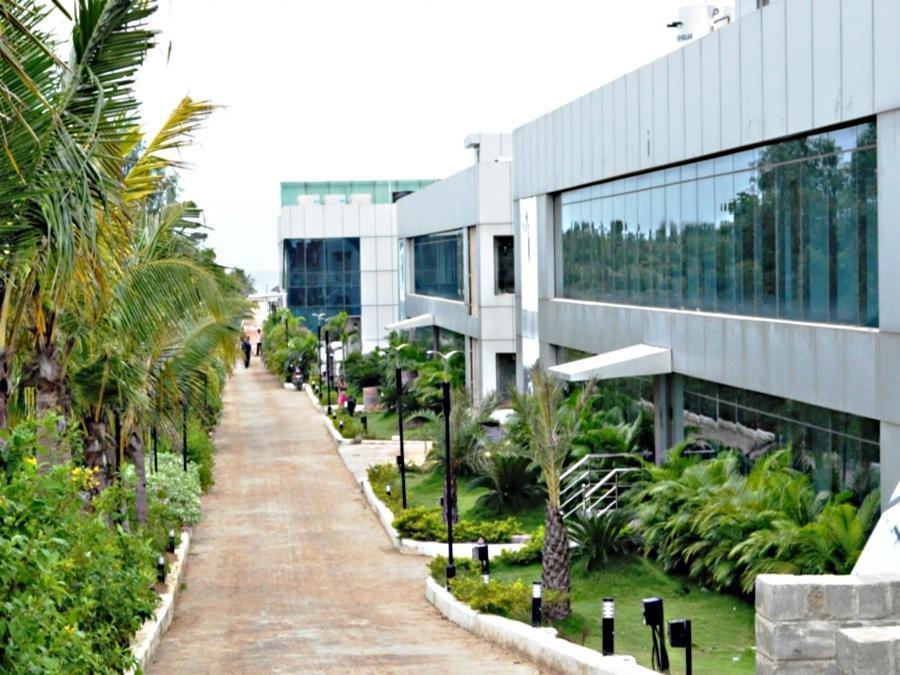 Jade Beach Resort Tirupporur Extérieur photo